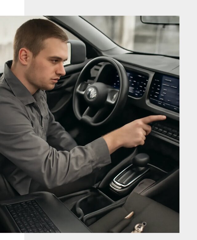 Русификация автомобиля Nissan N7 под ключ в Узловой официально